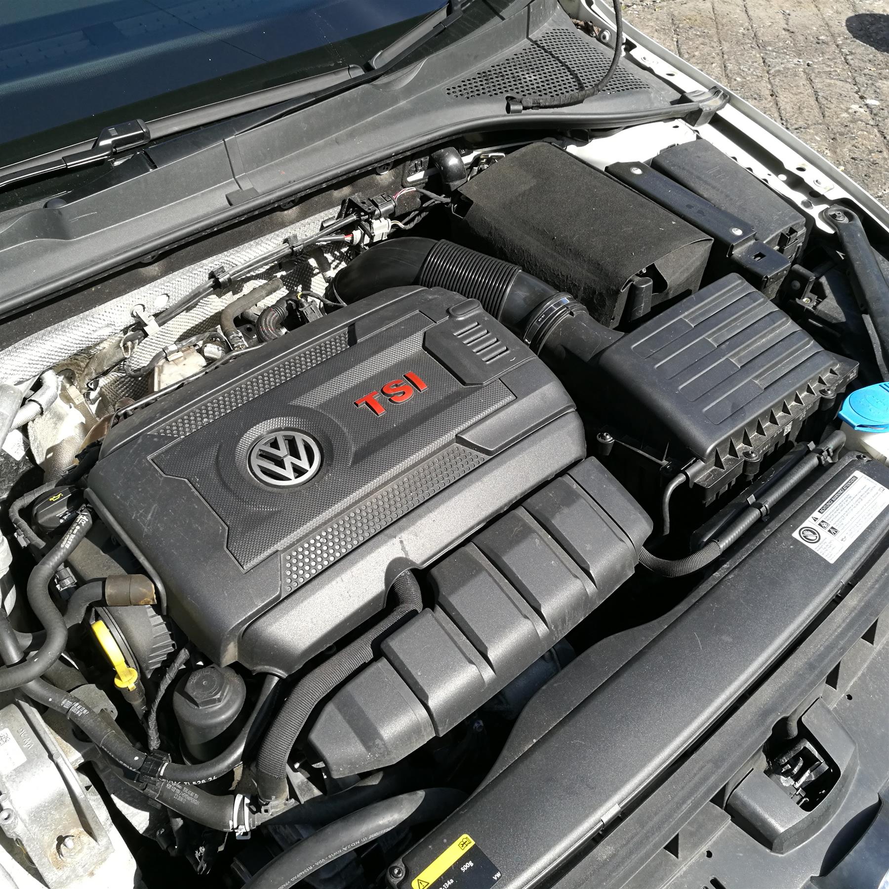 2.0 TSI MQB V.A.G Performance Intake Kit With Black Intake Hose - Image 10
