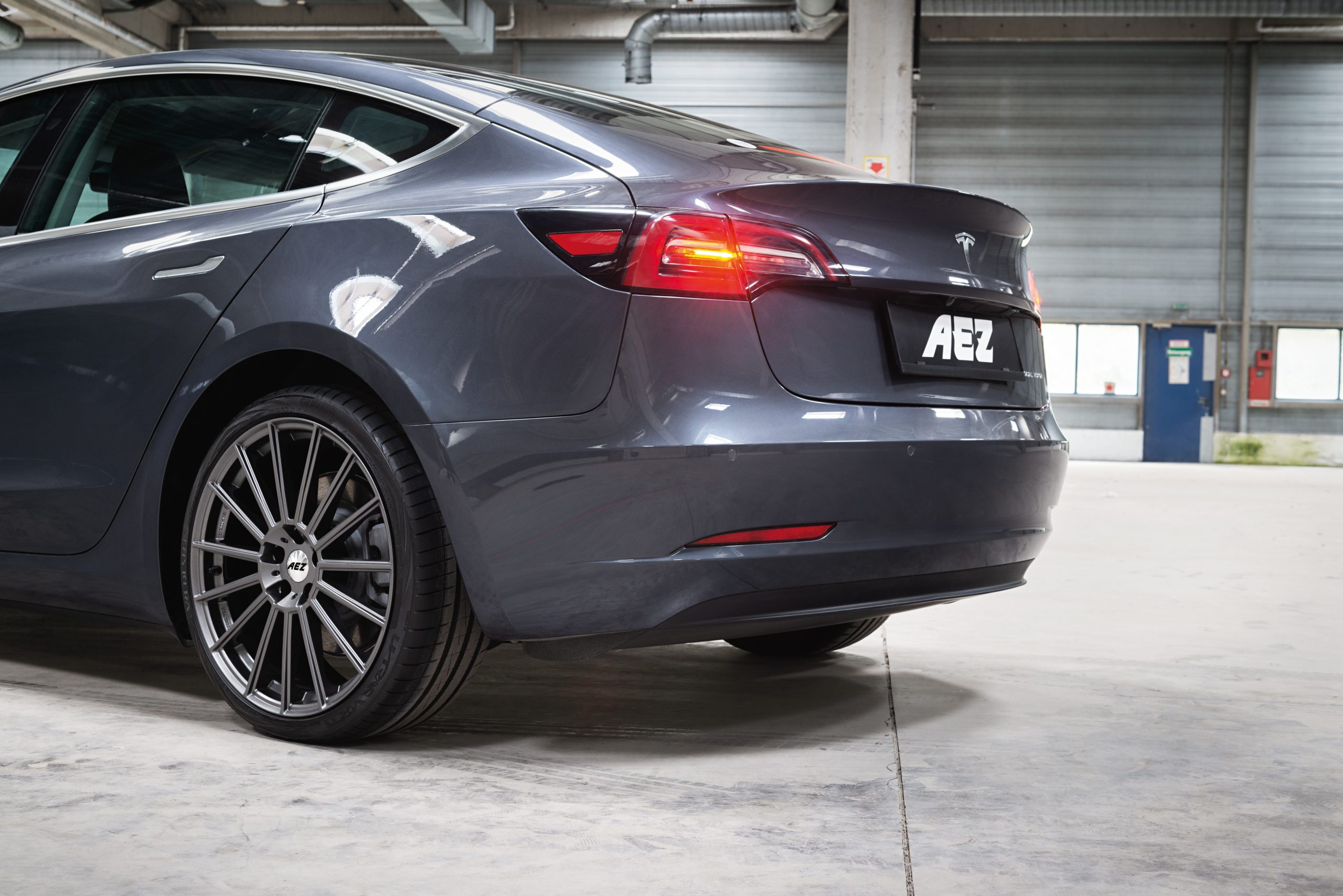 AEZ - Steam Graphite Alloy Wheels - Image 5