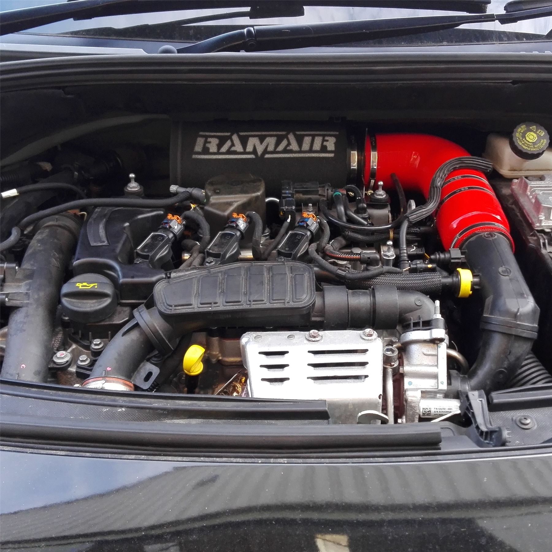 1.2 THP & VTI Citroen & Peugeot Red Performance Intake Kit - Image 4